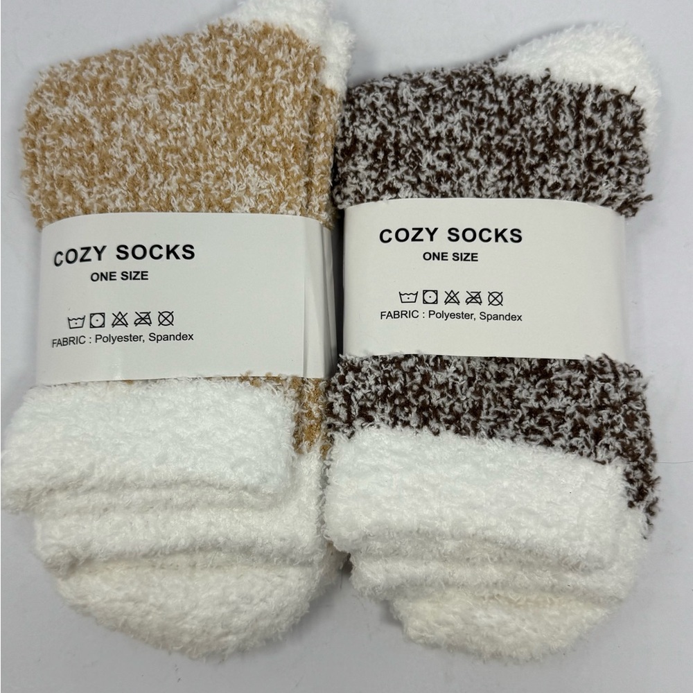 NWT Cozy Socks Women’s Crew Socks 2 Pairs Brown Tan White Mid Calf Fuzzy Warm I2
